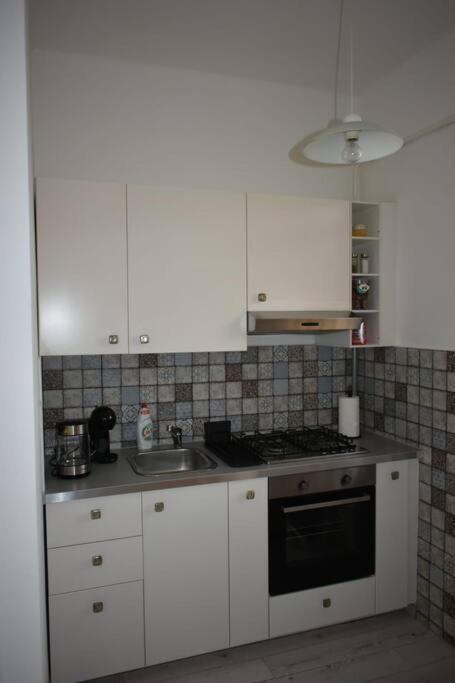 Kenyelmes Lakas Jo Helyen Apartamento Budapeste Exterior foto